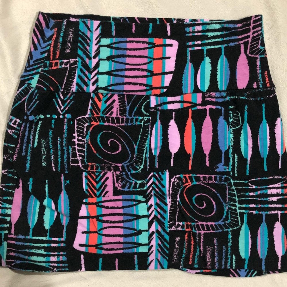 Black colorful boho style skirt XS